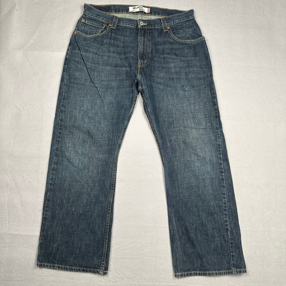 Levis 557 Relaxed Bootcut Jeans Mens 36x30 Medium Wash Blue Denim 100% Cotton